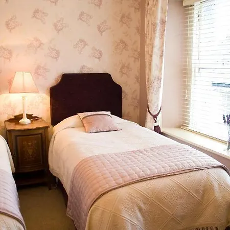 Walcot Bed & Breakfast *