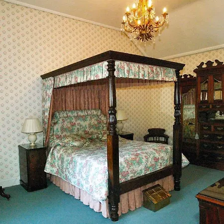 Walcot * Birr